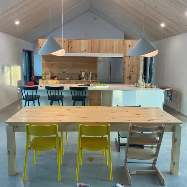 W/Furniture & Woodwork | Furniture & wood products in Yellowknife